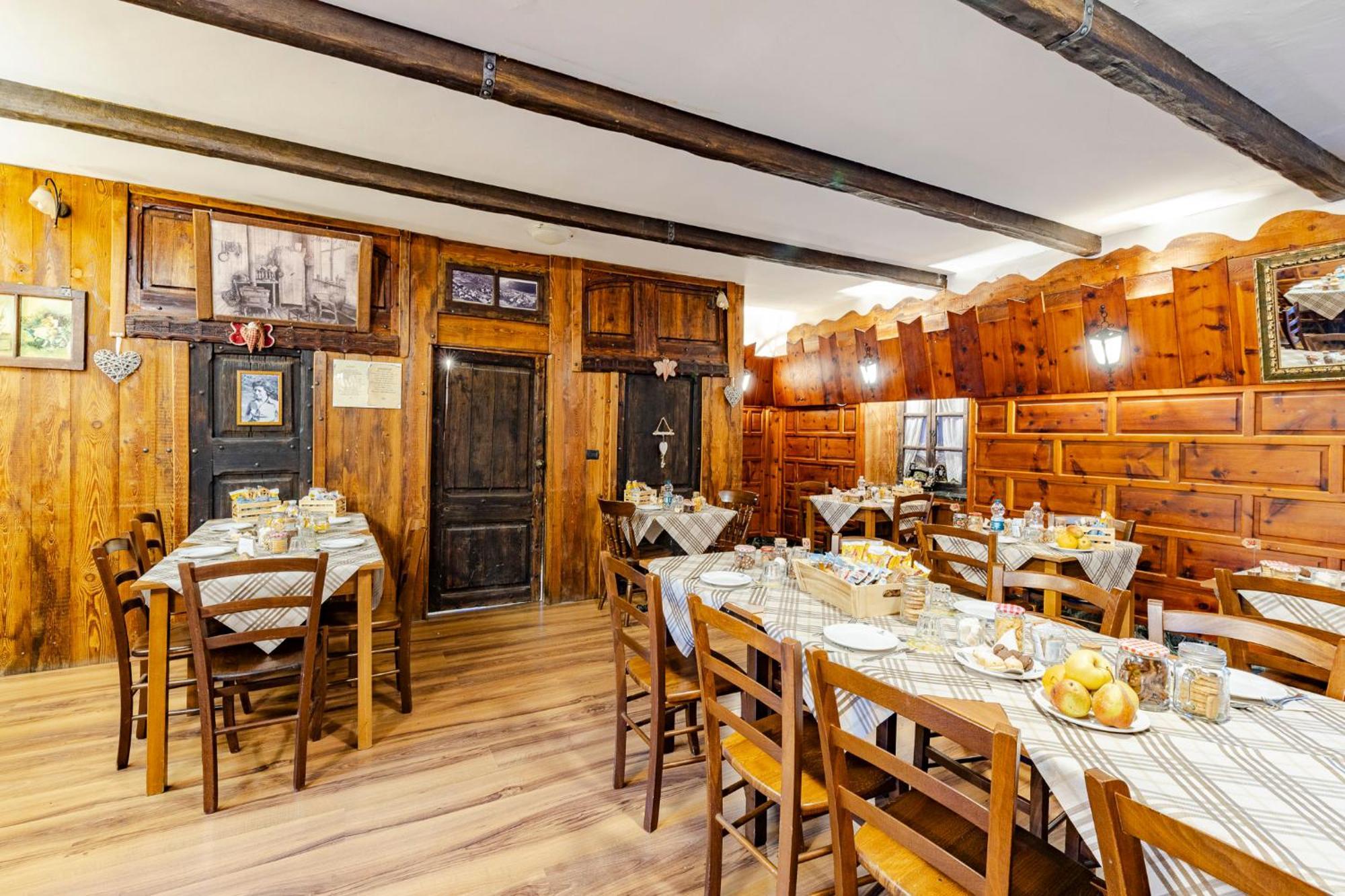 Hotel&Restaurant Armanac De Toubie Arnad Eksteriør bilde