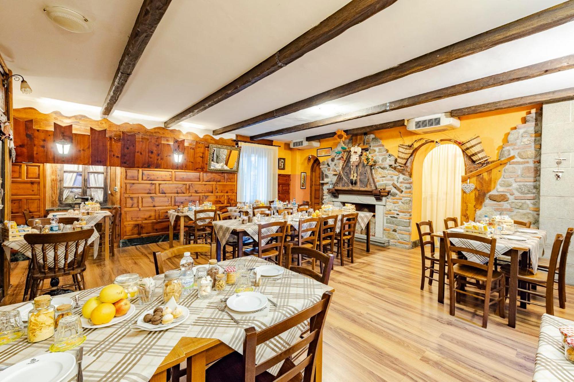 Hotel&Restaurant Armanac De Toubie Arnad Eksteriør bilde